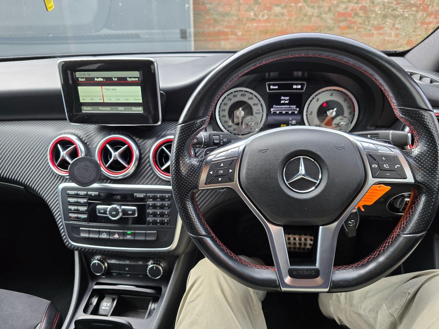 Used Mercedes-Benz A-Class 2014 for sale - 76485365: Photo 23