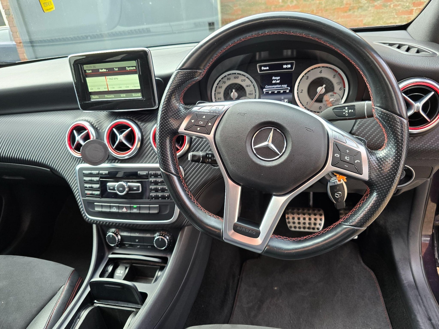 Used Mercedes-Benz A-Class 2014 for sale - 76485365: Photo 24
