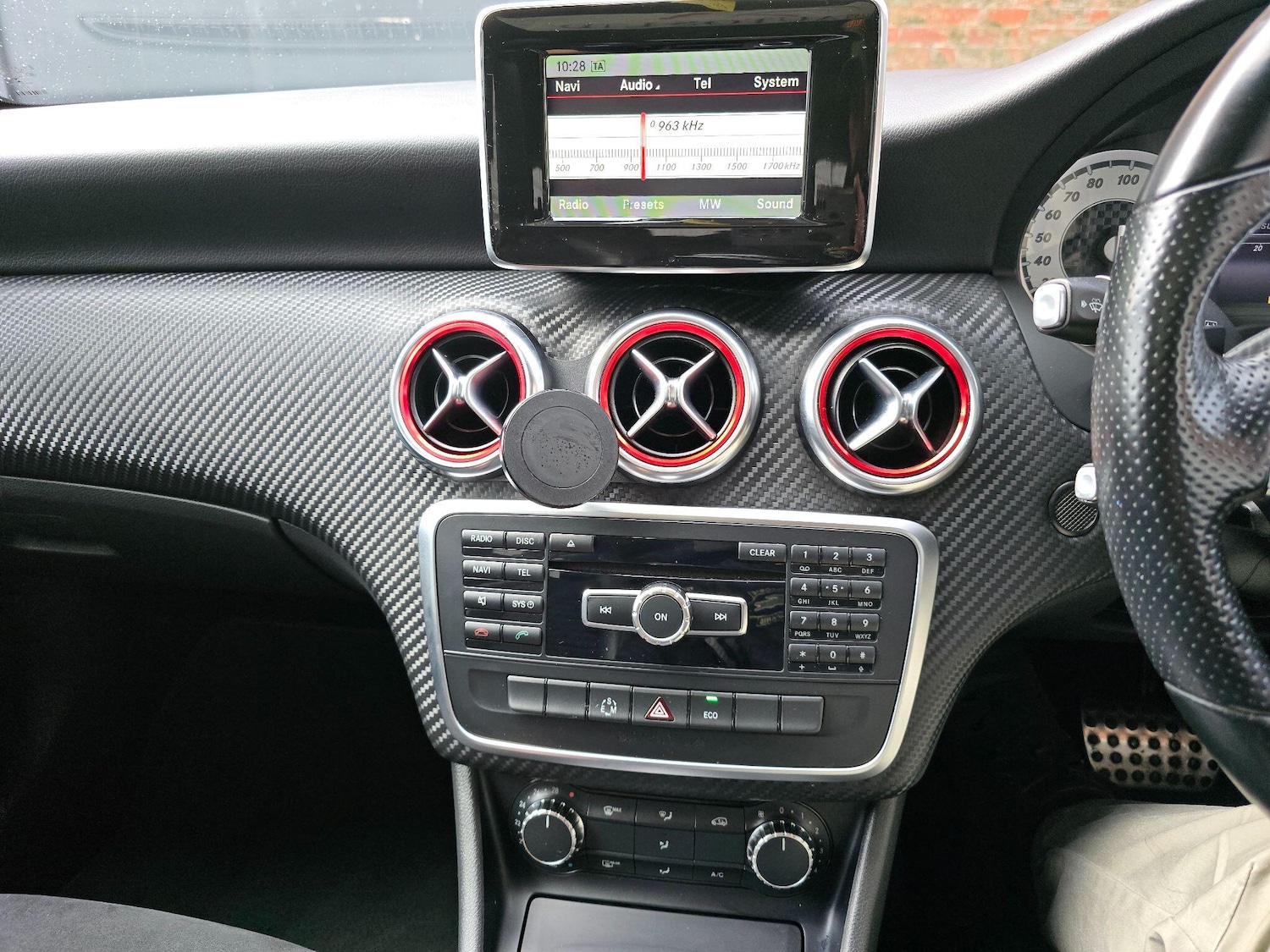 Used Mercedes-Benz A-Class 2014 for sale - 76485365: Photo 27