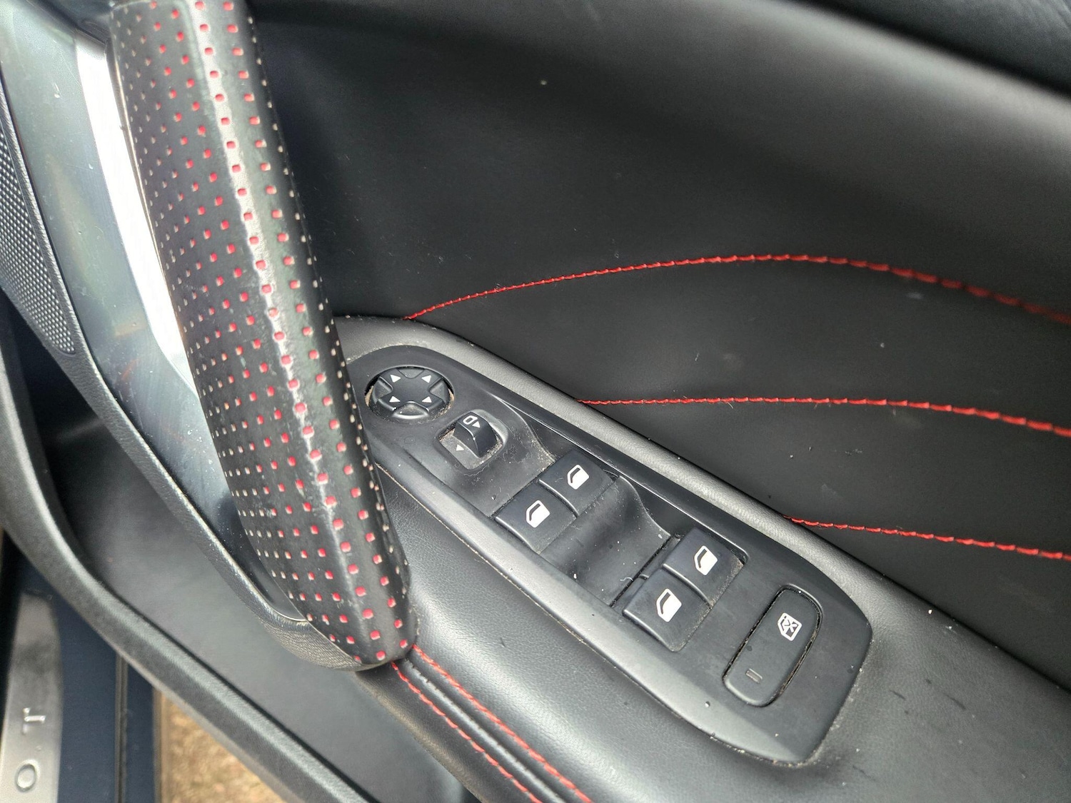 Used Peugeot 308 2016 for sale - 78072462: Photo 19