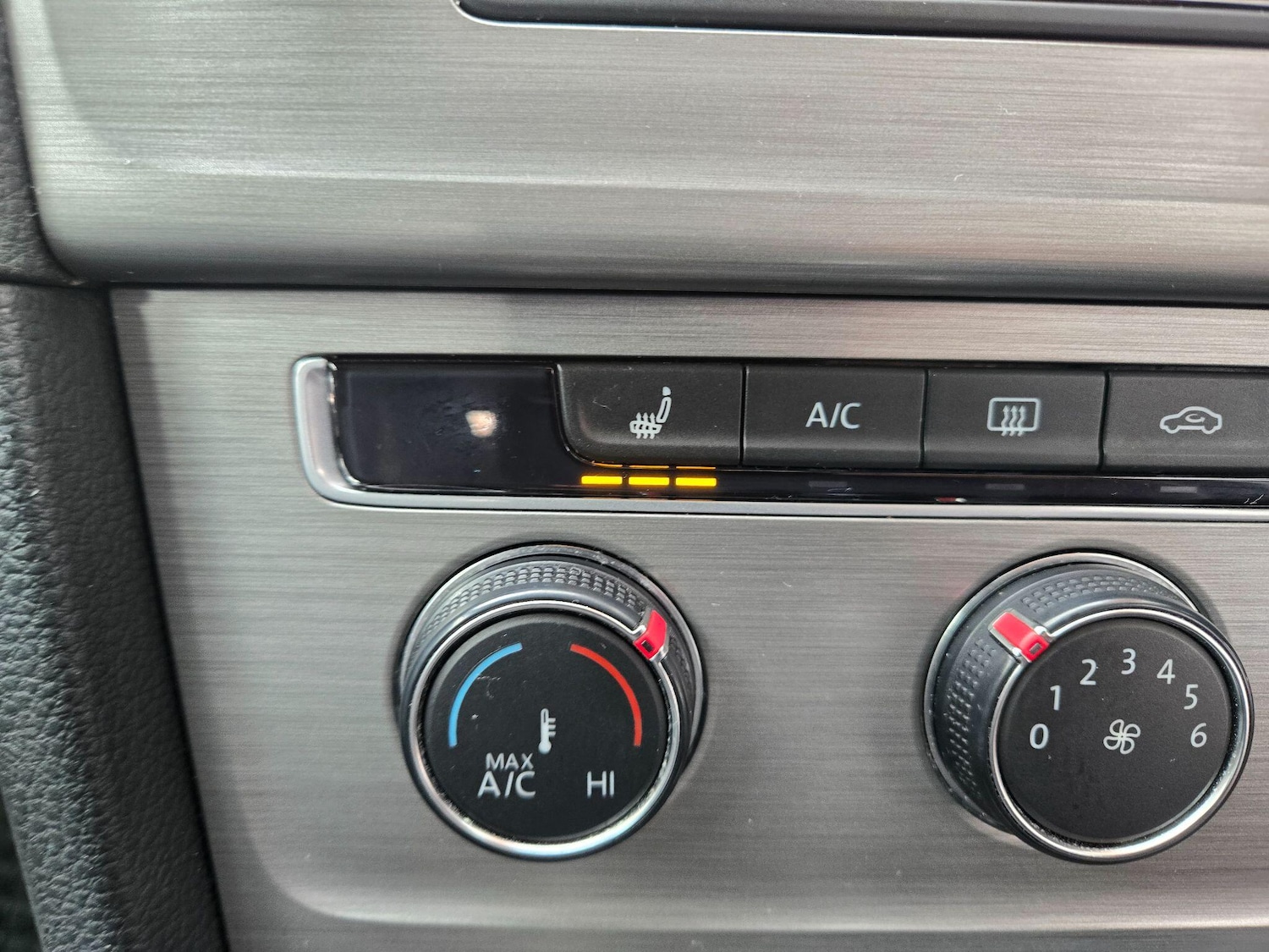 Used Volkswagen Golf 2014 for sale - 77441115: Photo 20