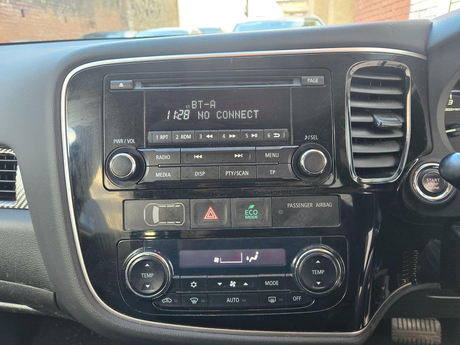 Used Mitsubishi Outlander 2014 for sale - 77057492: Photo 23