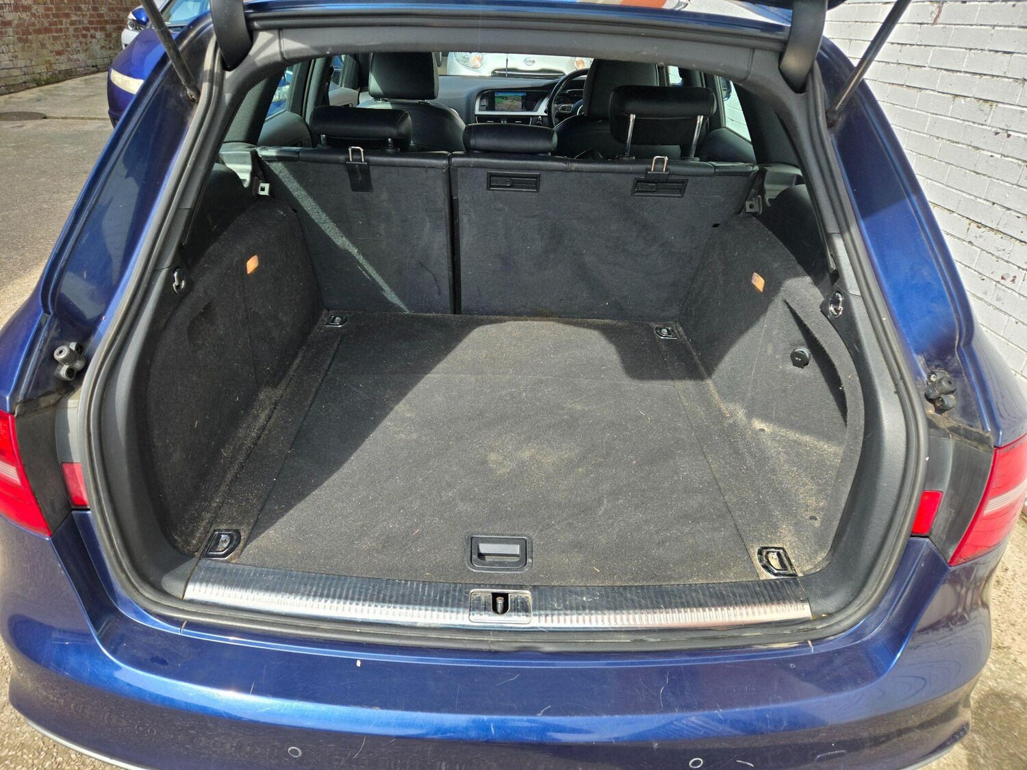 Used Audi A4 2015 for sale - 78170584: Photo 26