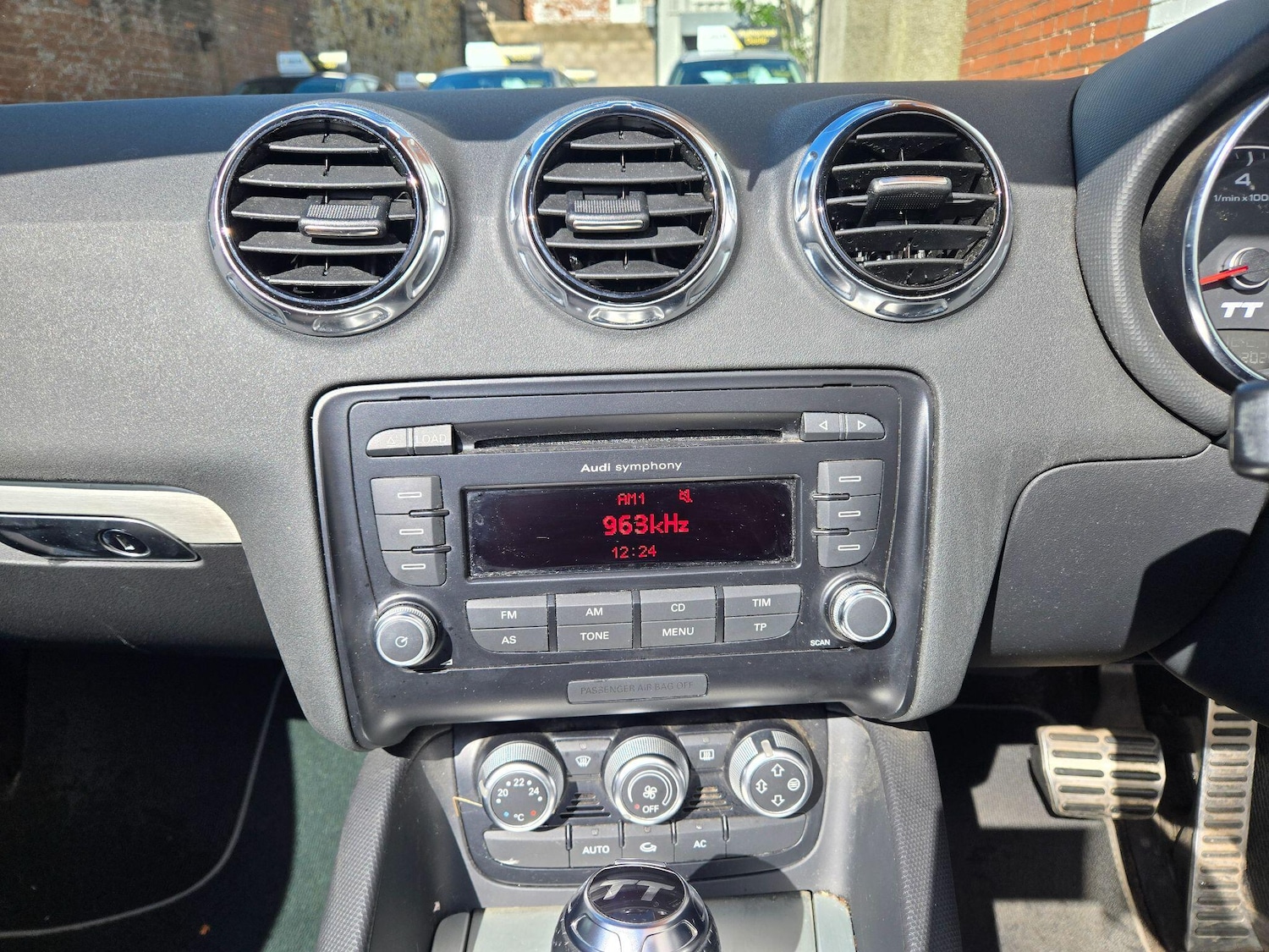 Vehicle 28