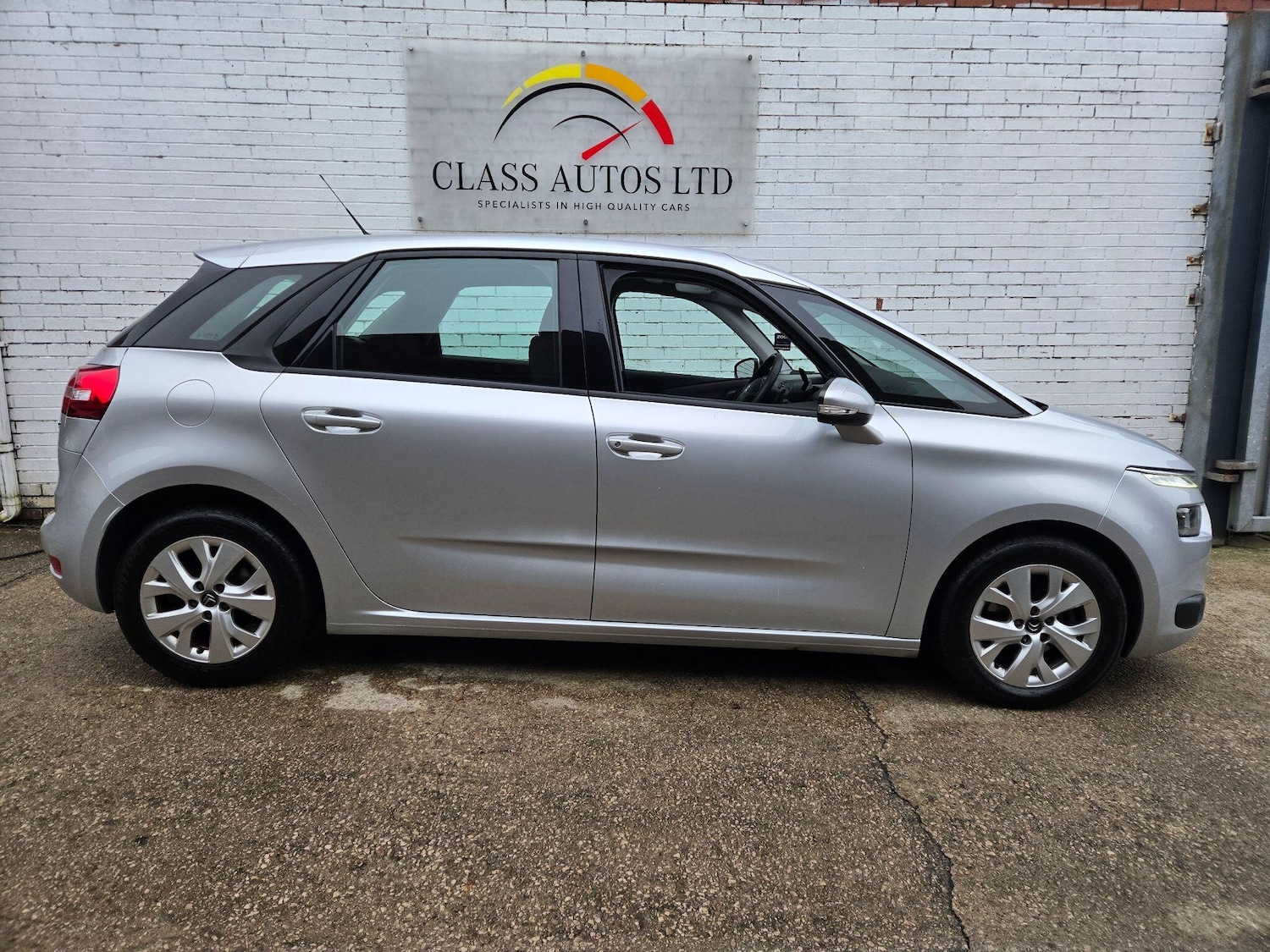 Used Citroen C4 Picasso 2014 for sale - 77143790: Photo 11