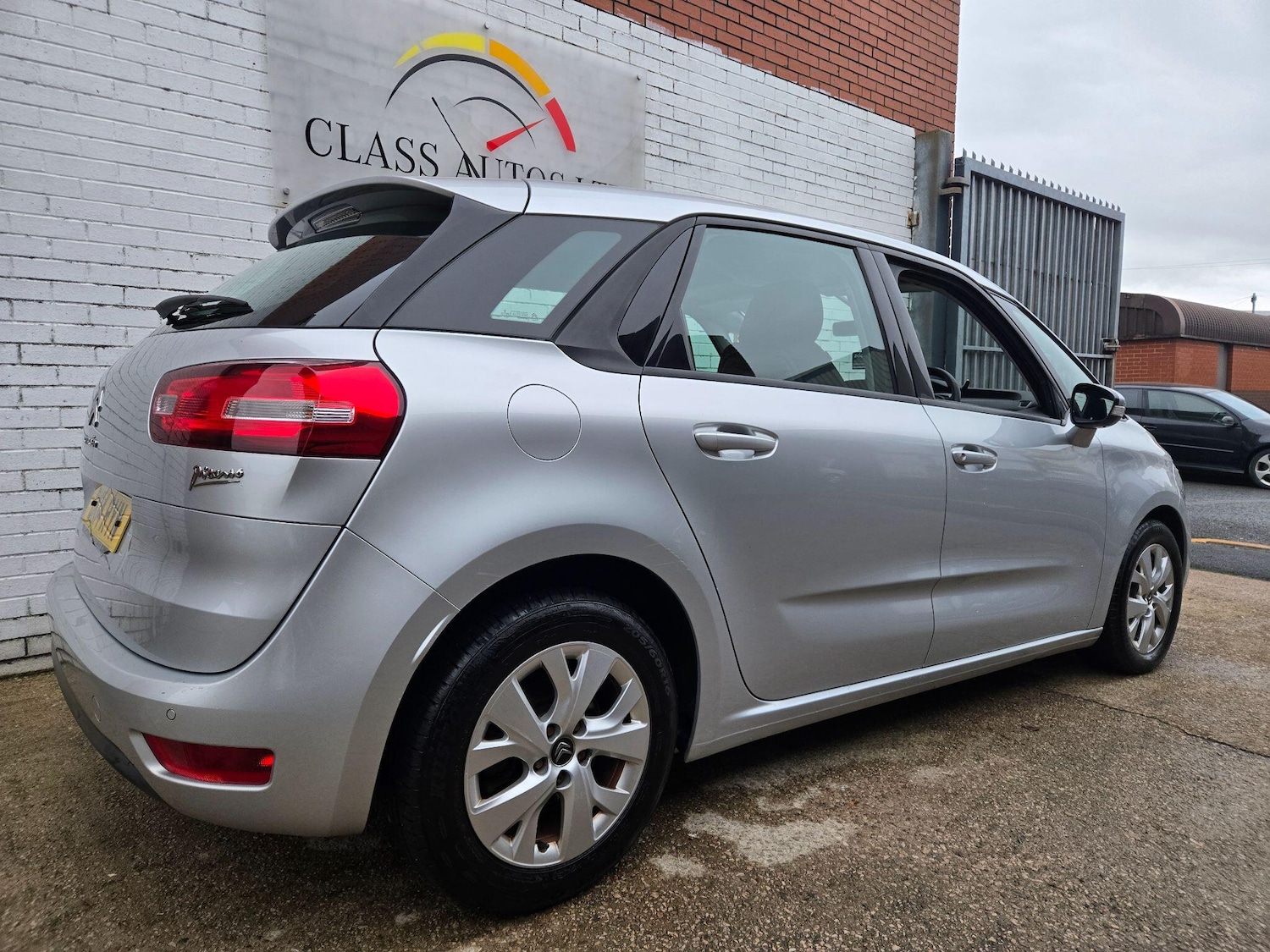 Used Citroen C4 Picasso 2014 for sale - 77143790: Photo 12