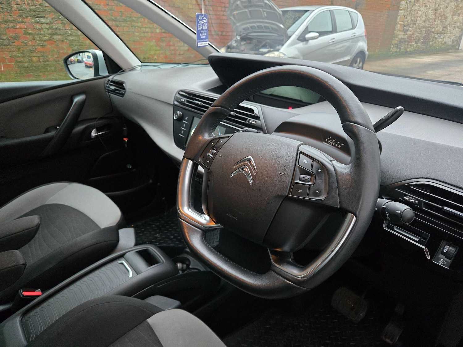 Used Citroen C4 Picasso 2014 for sale - 77143790: Photo 15