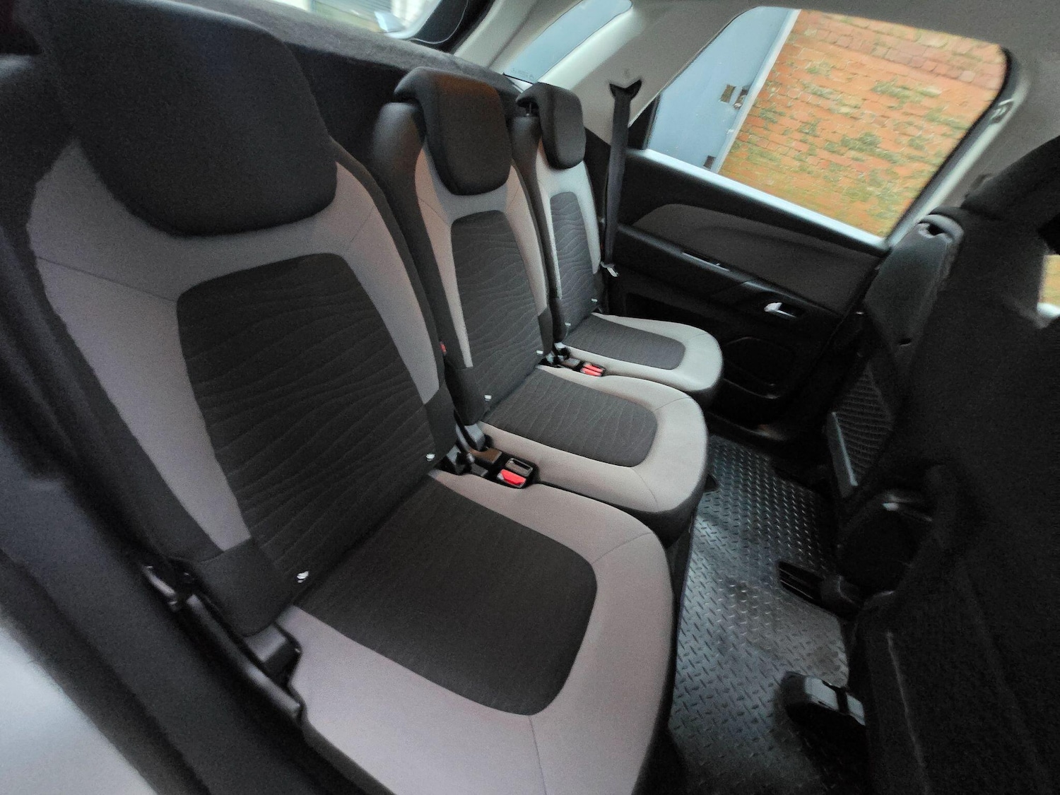 Used Citroen C4 Picasso 2014 for sale - 77143790: Photo 18