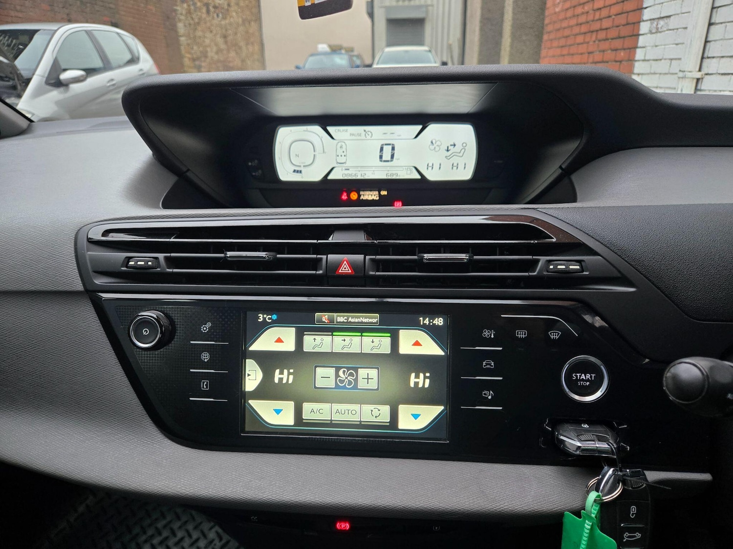 Used Citroen C4 Picasso 2014 for sale - 77143790: Photo 22