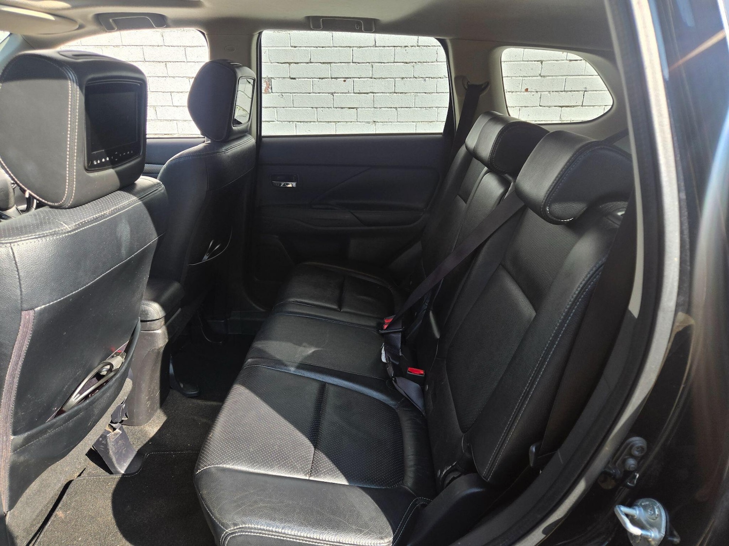 Used Mitsubishi Outlander 2015 for sale - 77977944: Photo 17