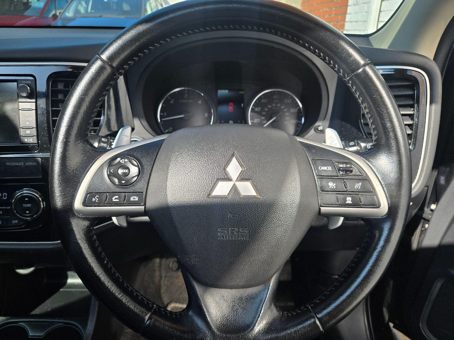 Used Mitsubishi Outlander 2015 for sale - 77977944: Photo 33
