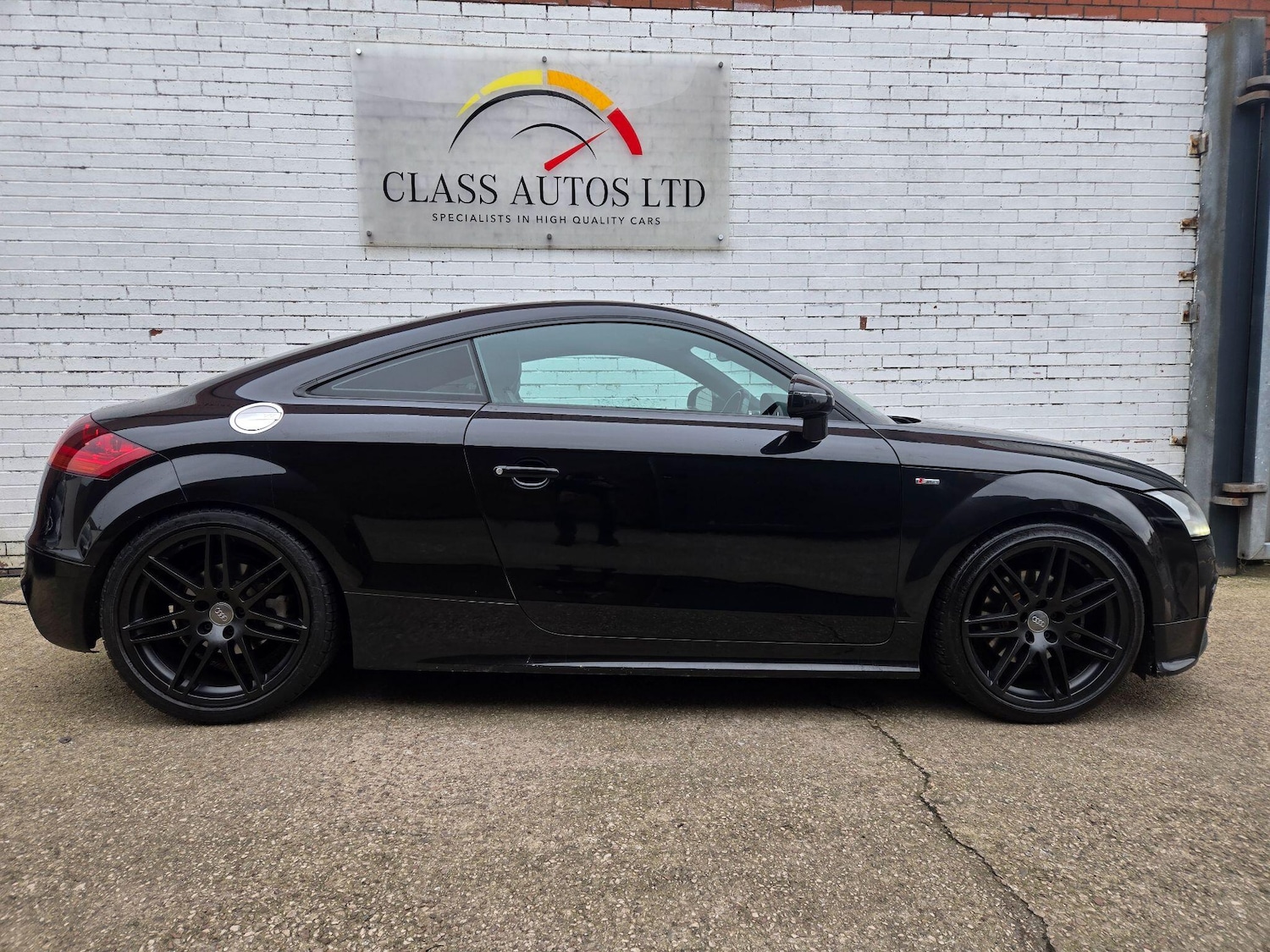 Used Audi TT 2011 for sale - 77279398: Photo 11