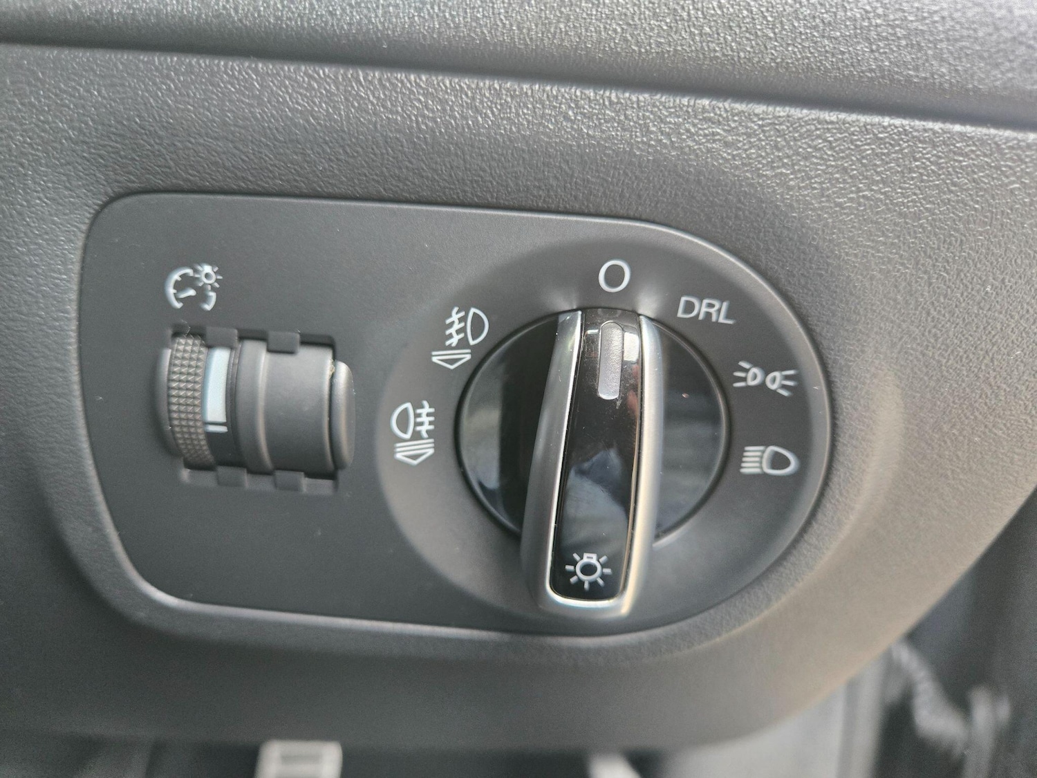 Used Audi TT 2011 for sale - 77279398: Photo 17