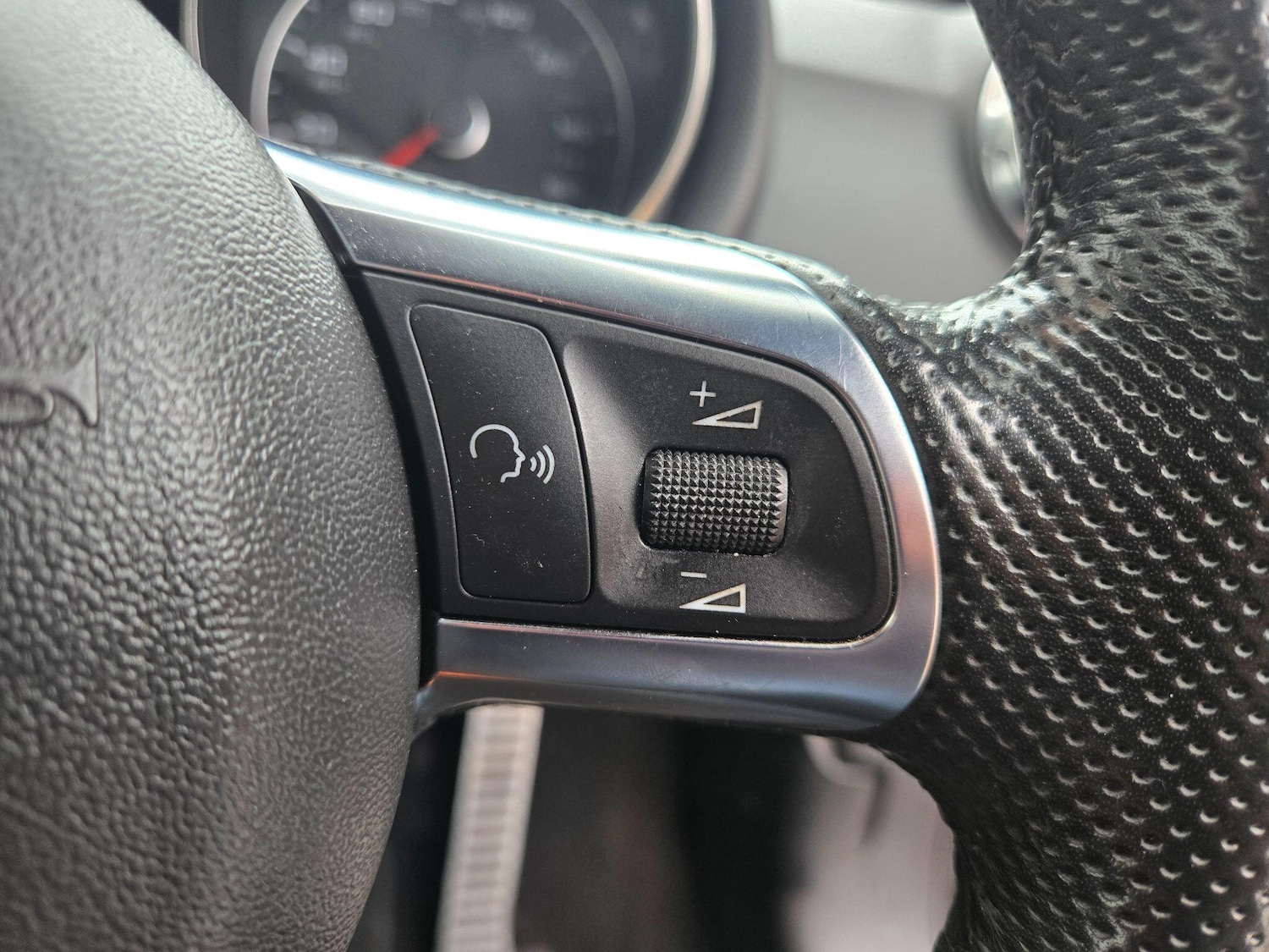 Used Audi TT 2011 for sale - 77279398: Photo 19