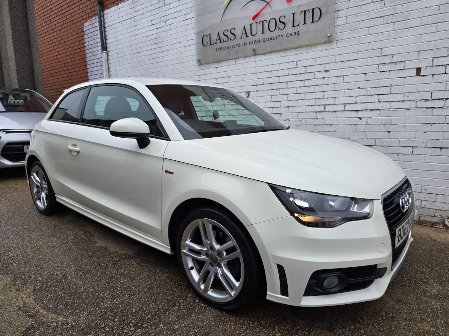Used Audi A1 2012 for sale - 78086185: Photo 2