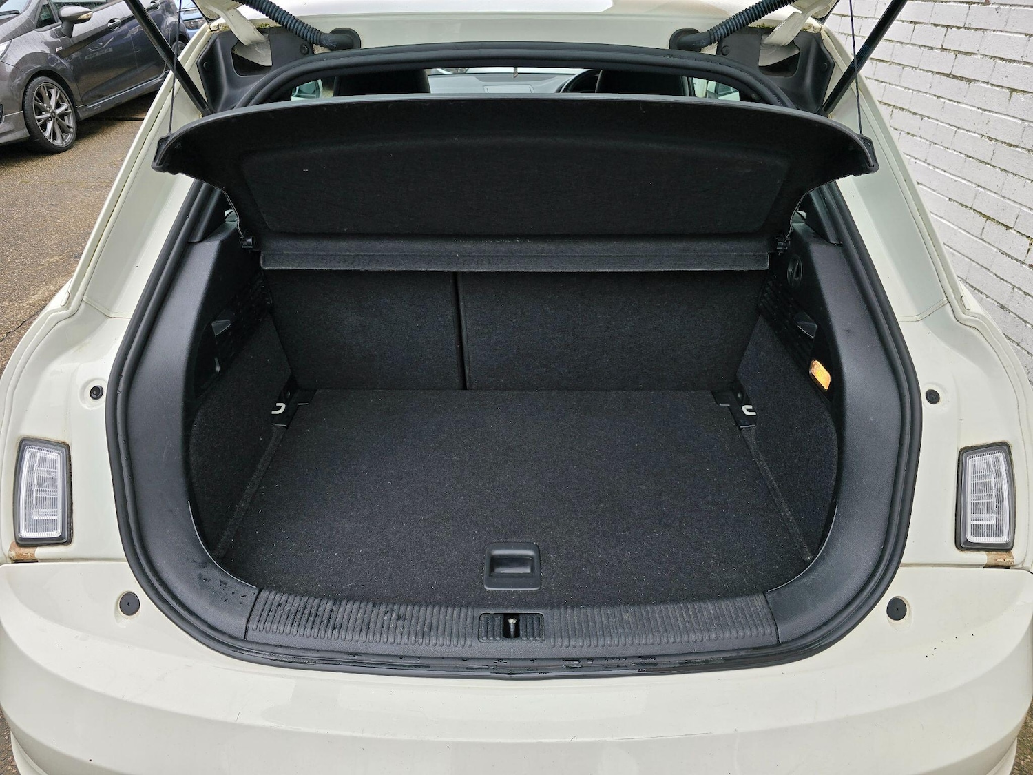 Used Audi A1 2012 for sale - 78086185: Photo 21