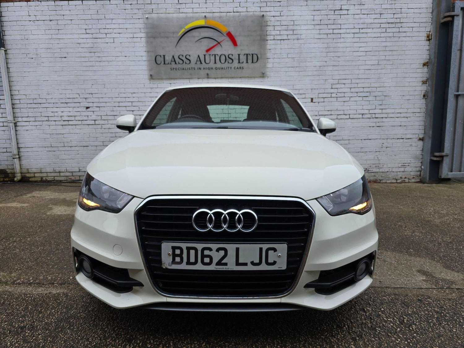 Used Audi A1 2012 for sale - 78086185: Photo 3