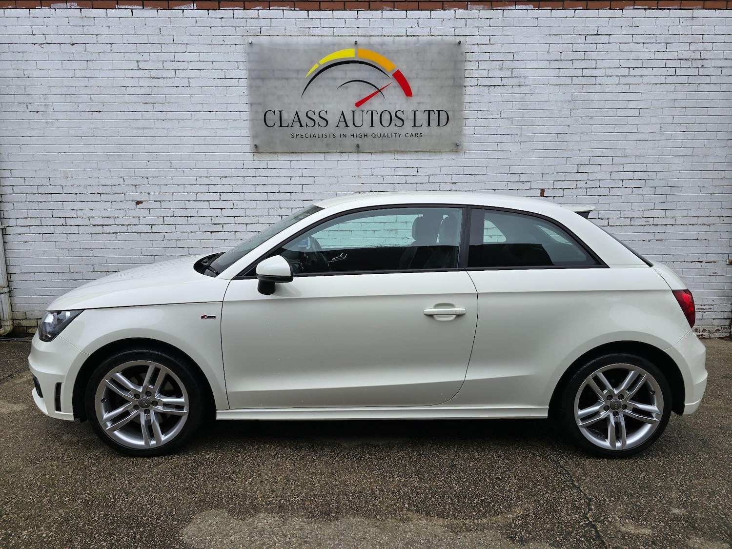 Used Audi A1 2012 for sale - 78086185: Photo 8