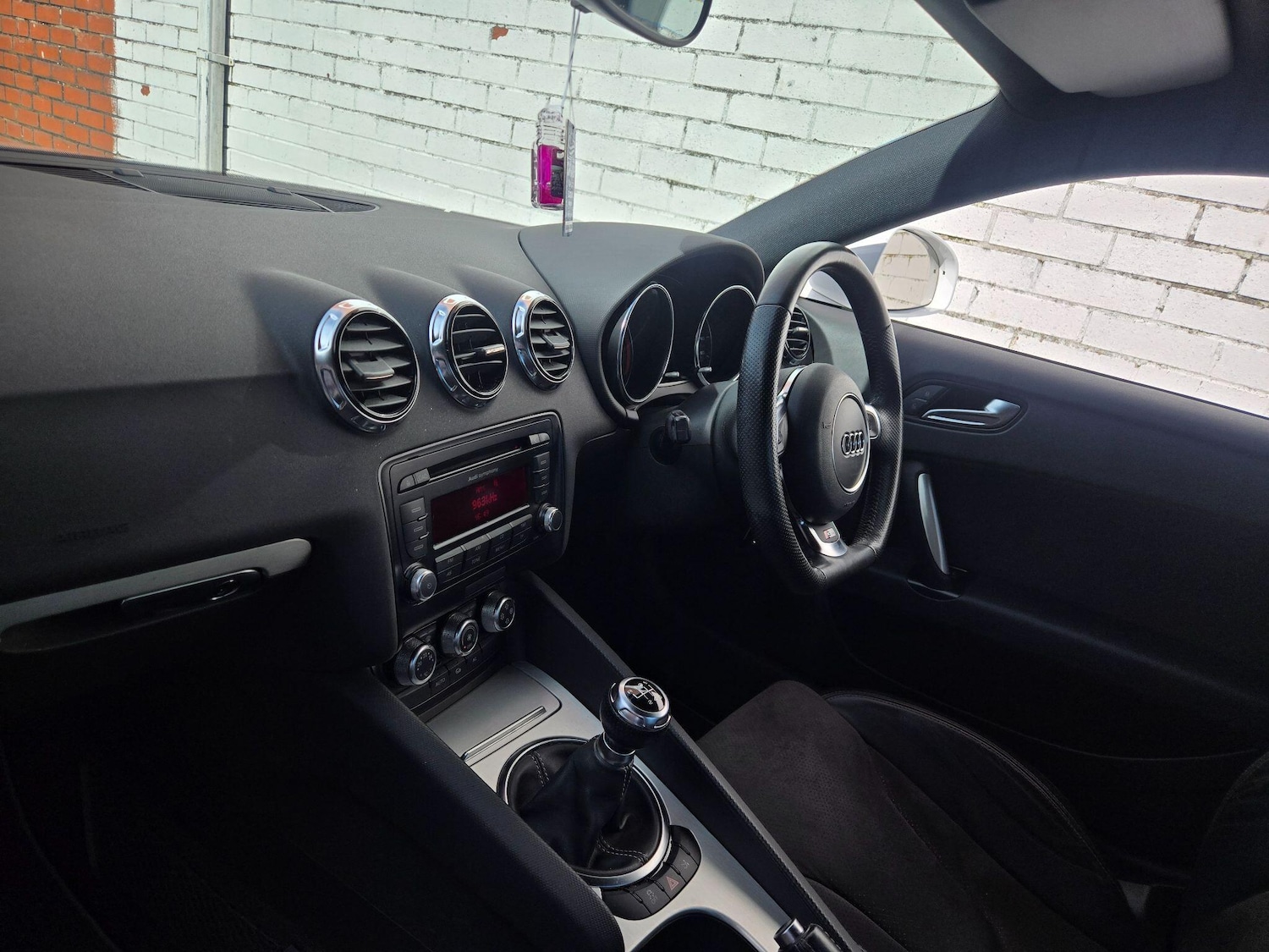 Used Audi TT 2011 for sale - 78148218: Photo 12