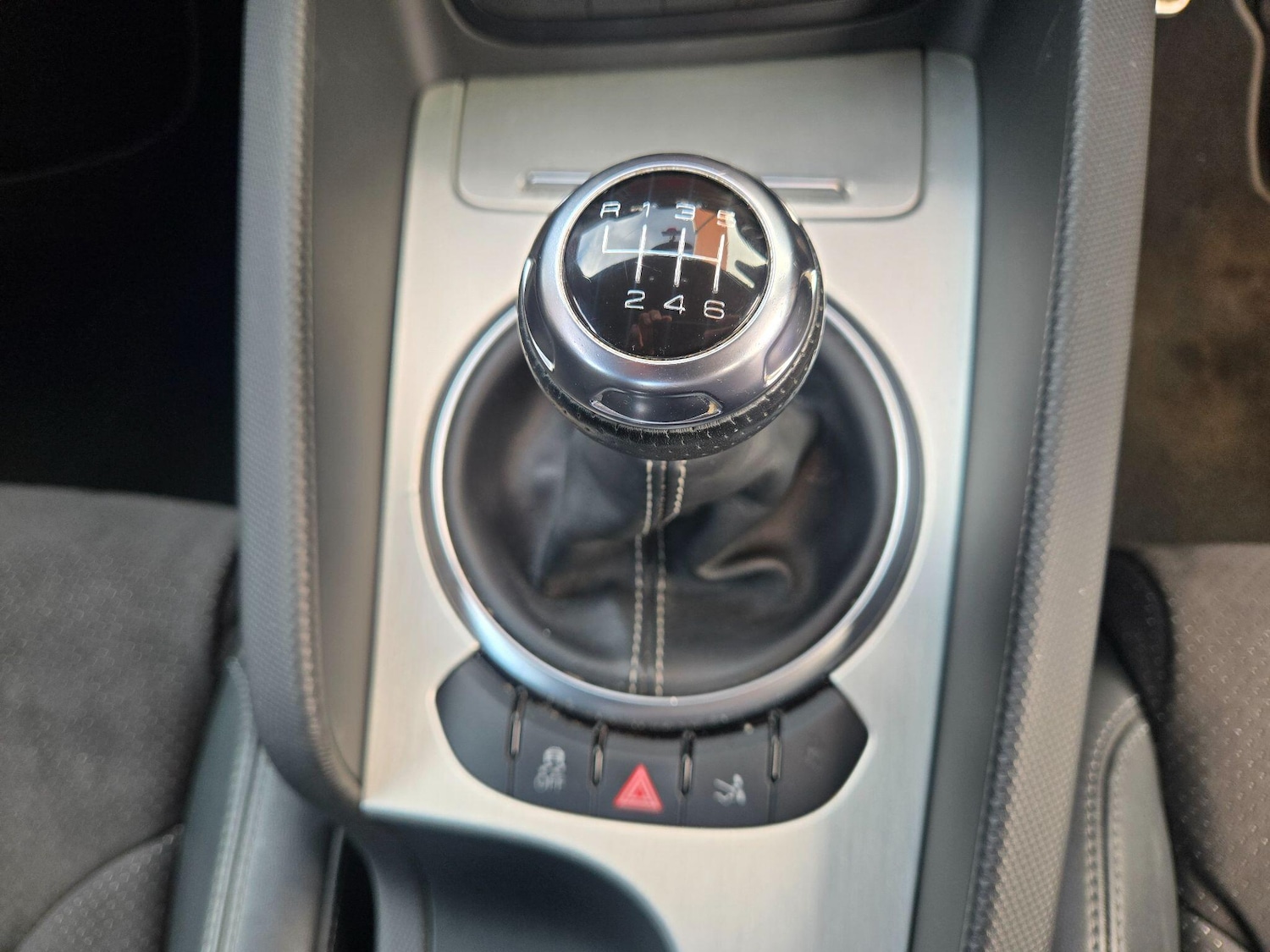 Used Audi TT 2011 for sale - 78148218: Photo 13