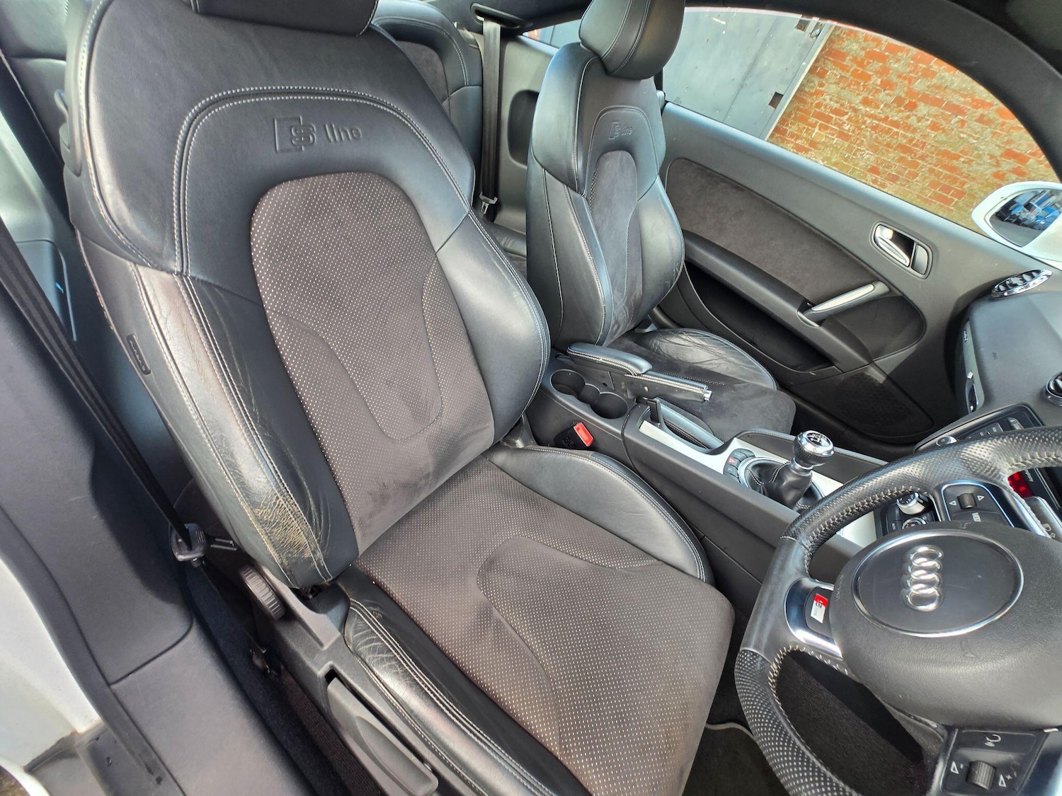 Used Audi TT 2011 for sale - 78148218: Photo 17