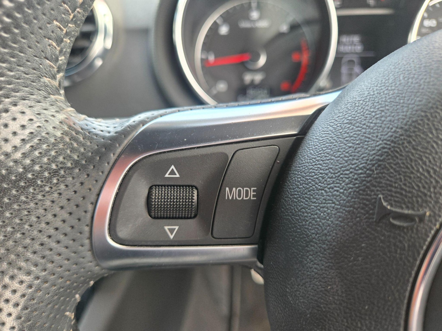 Used Audi TT 2011 for sale - 78148218: Photo 20