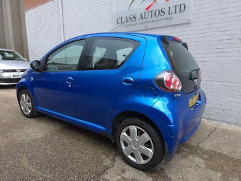 Used Toyota AYGO 2010 for sale - 78535143: Photo