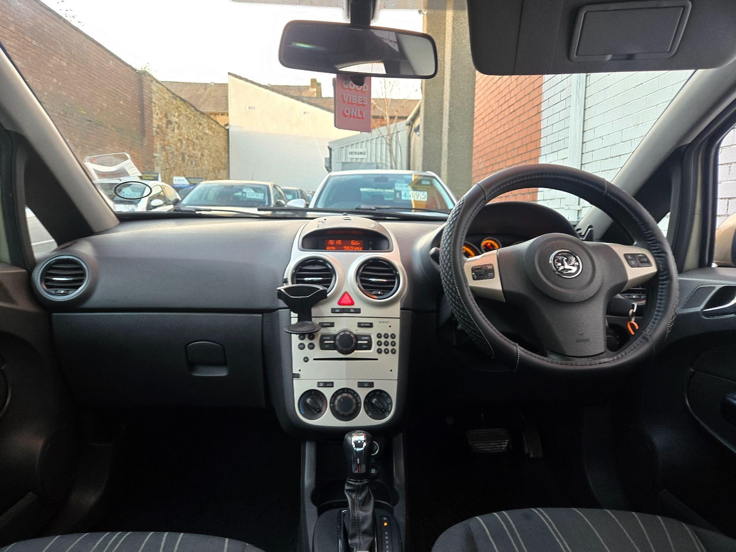 Used Vauxhall Corsa 2007 for sale - 76994385: Photo 11