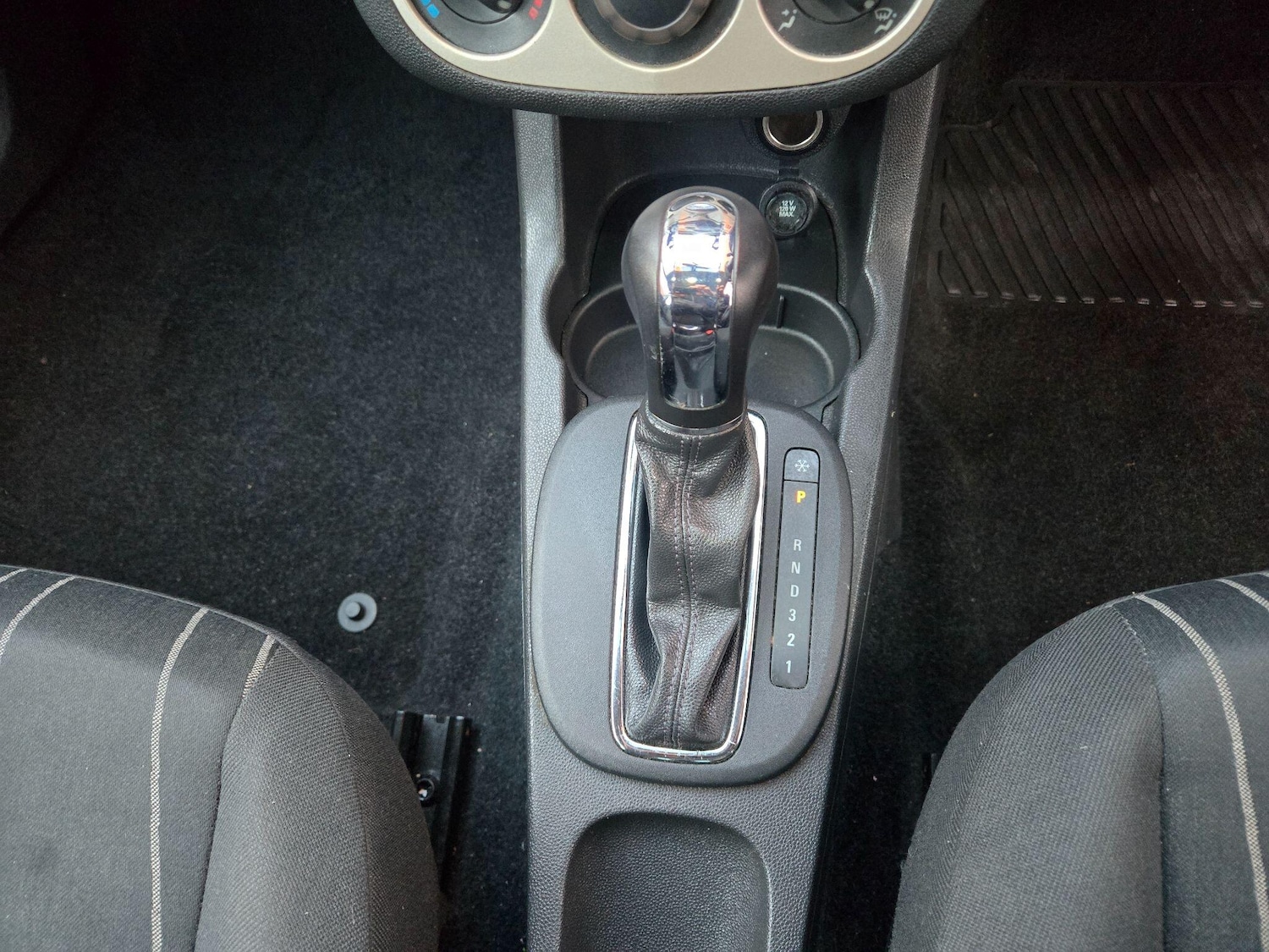 Used Vauxhall Corsa 2007 for sale - 76994385: Photo 13