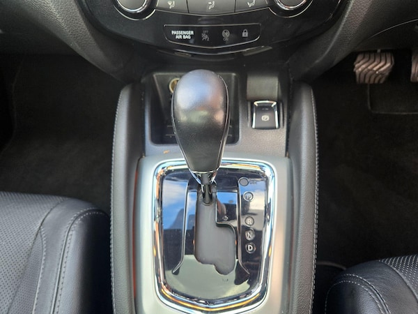 Used Nissan Qashqai 2015 for sale - 76336078: Photo 14