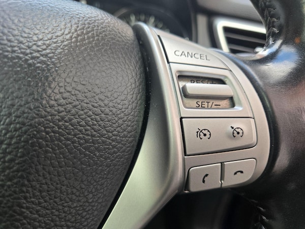Used Nissan Qashqai 2015 for sale - 76336078: Photo 23