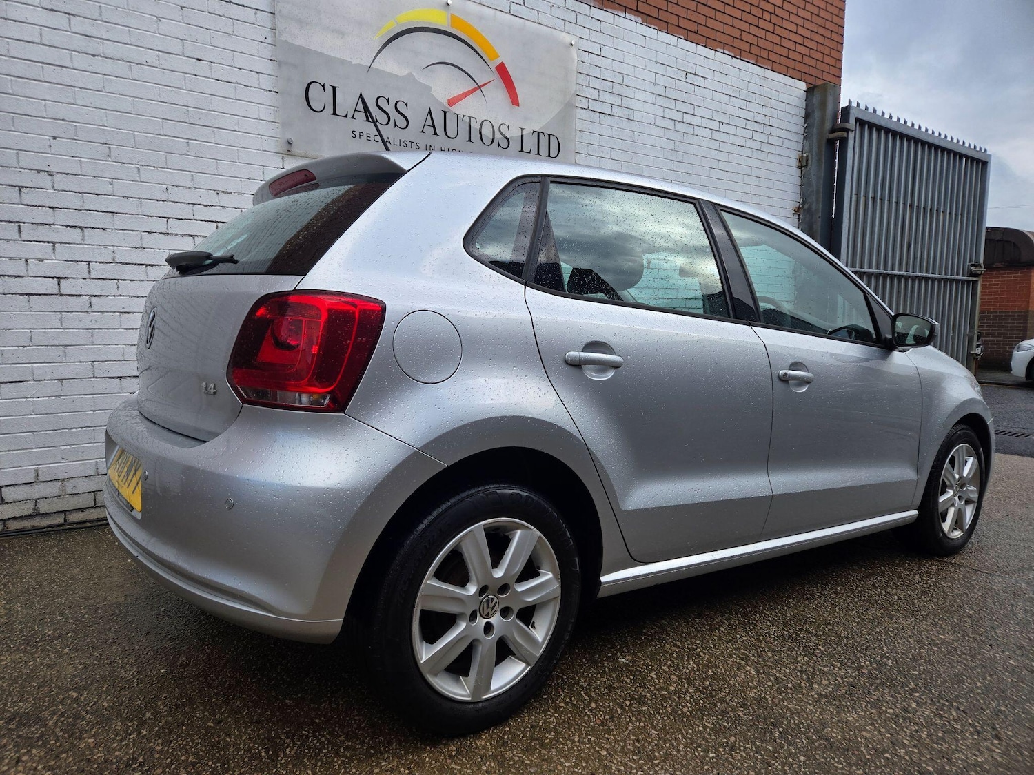 Used Volkswagen Polo 2011 for sale - 76991483: Photo 11