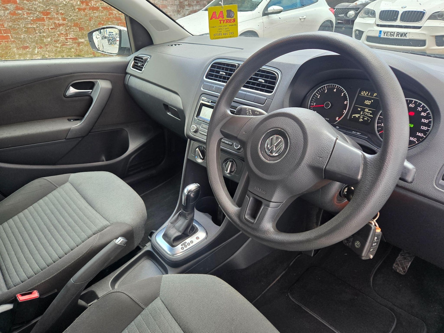 Used Volkswagen Polo 2011 for sale - 76991483: Photo 14