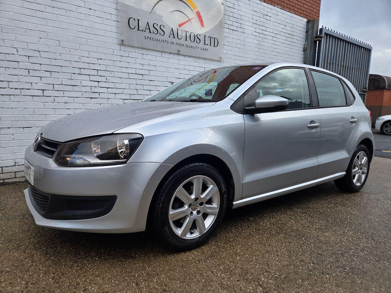 Used Volkswagen Polo 2011 for sale - 76991483: Photo 4