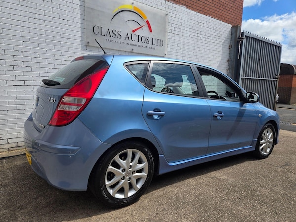 Used Hyundai i30 2011 for sale - 75532566: Photo 11