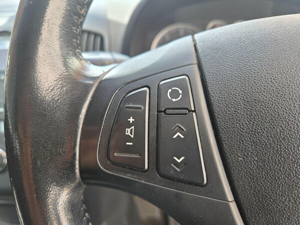 Used Hyundai i30 2011 for sale - 75532566: Photo 20
