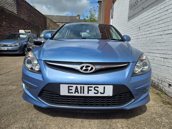 Used Hyundai i30 2011 for sale - 75532566: Photo 2
