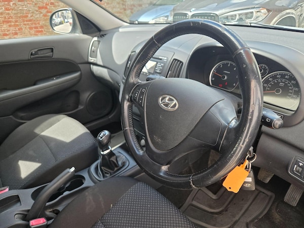 Used Hyundai i30 2011 for sale - 75532566: Photo 33