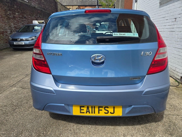 Used Hyundai i30 2011 for sale - 75532566: Photo 8