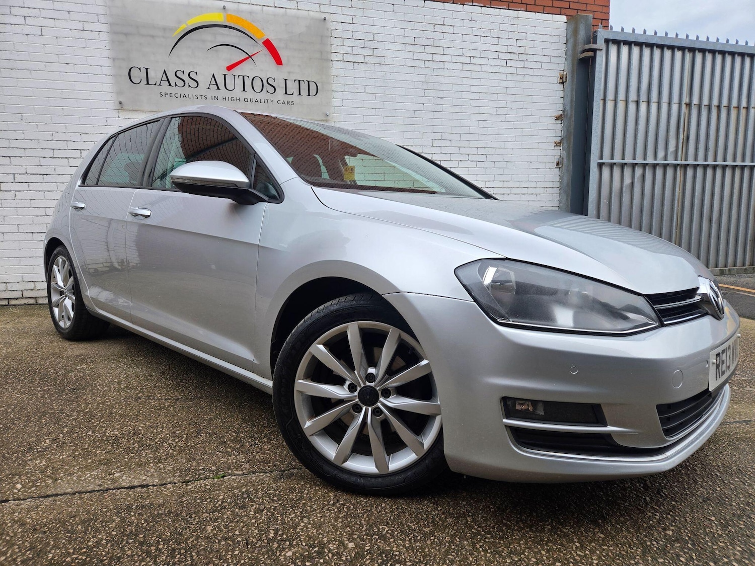 Used Volkswagen Golf 2013 for sale - 76485145: Photo 1