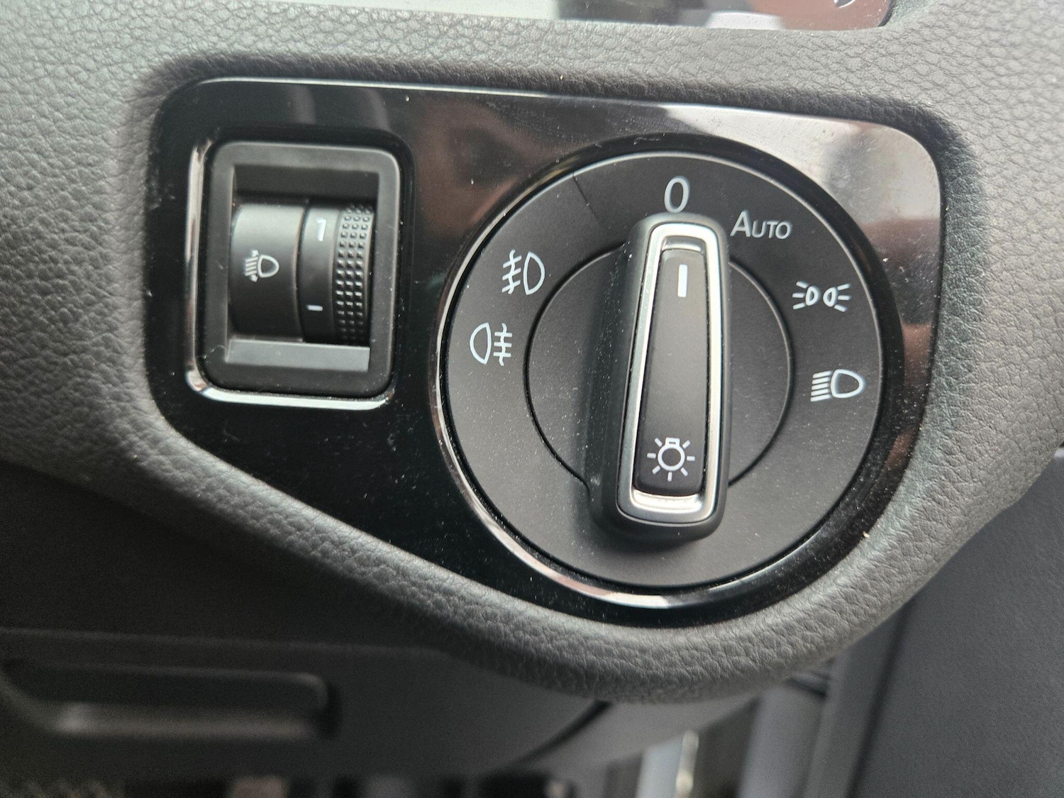 Used Volkswagen Golf 2013 for sale - 76485145: Photo 19