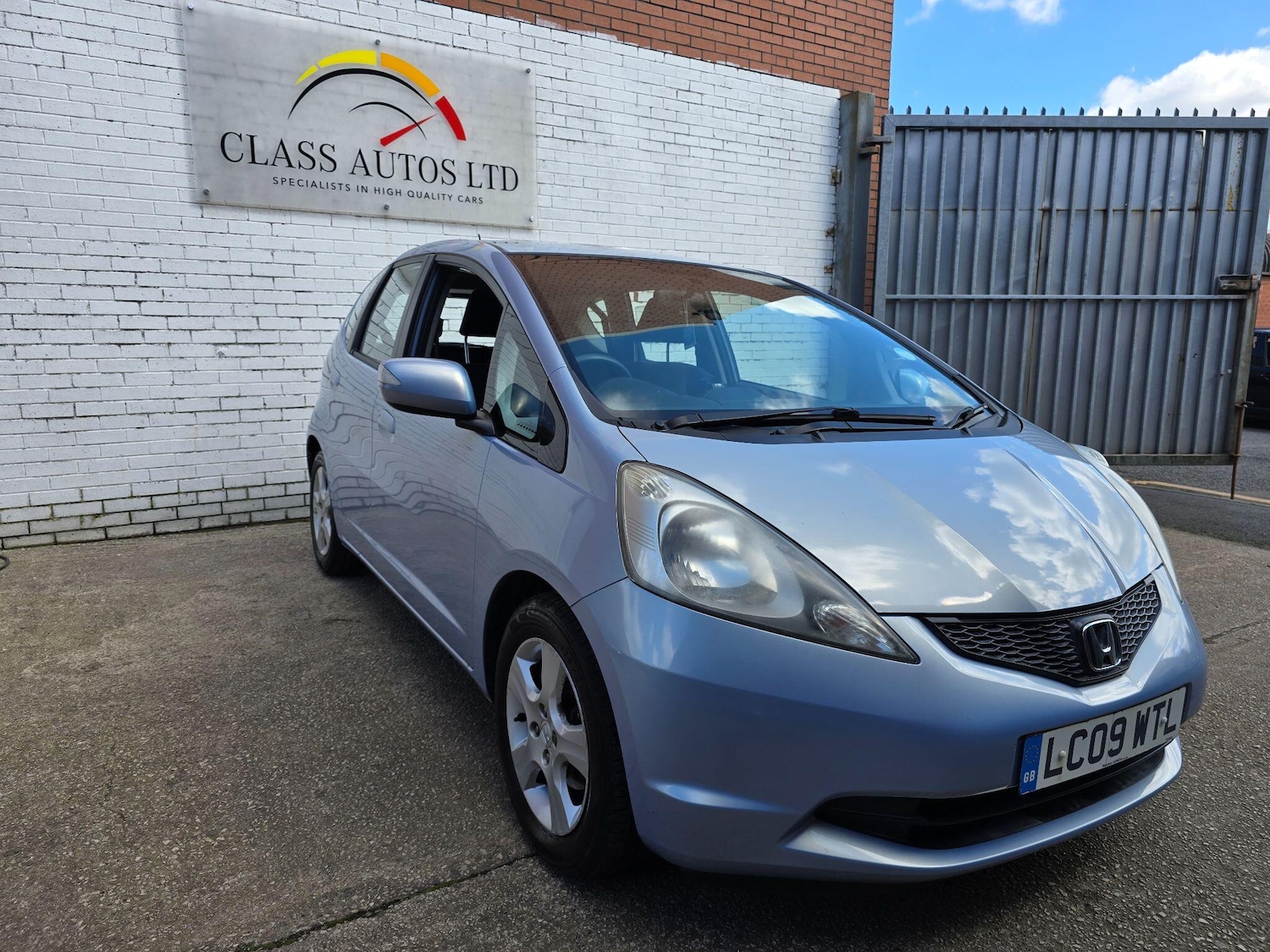 Used Honda Jazz for sale - 78116486: Photo 2