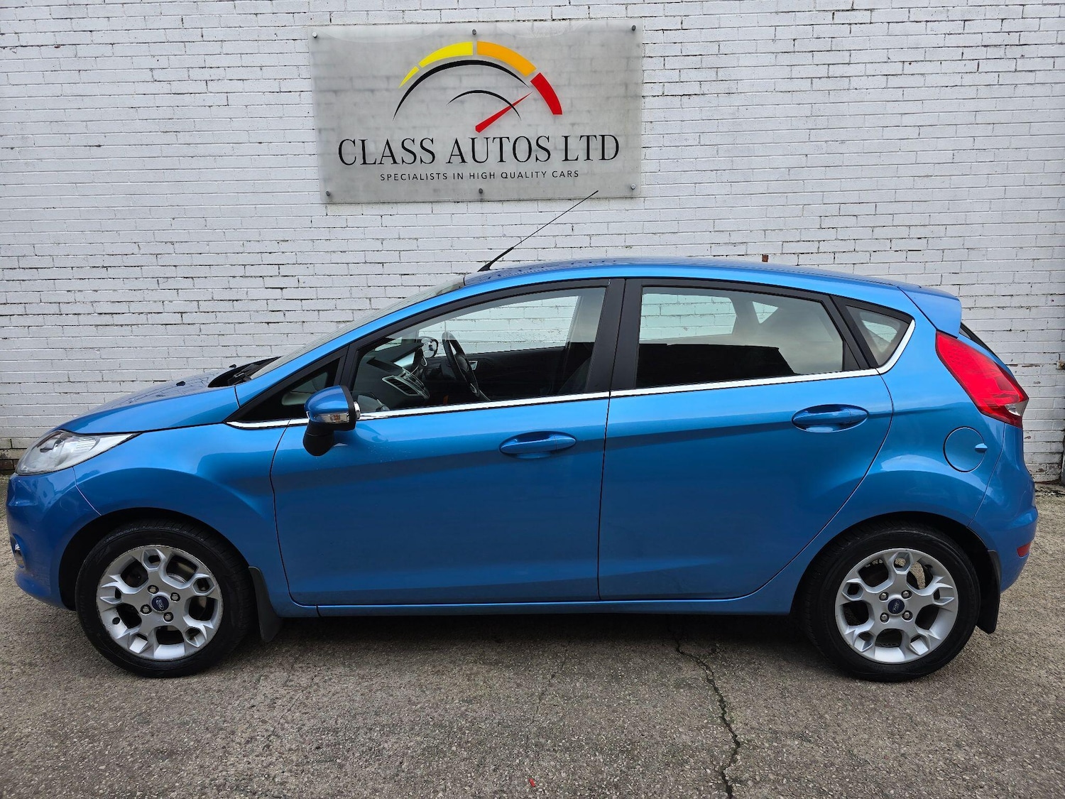 Used Ford Fiesta 2012 for sale - 77074099: Photo 9