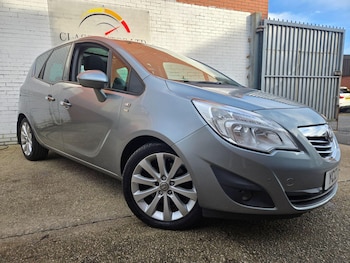 (12) - 1.7 CDTi SE Auto Euro 5 5dr