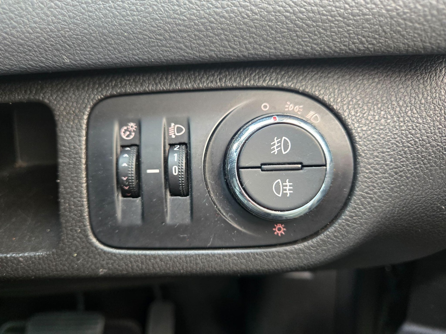 Used Vauxhall Meriva 2012 for sale - 77267674: Photo 24