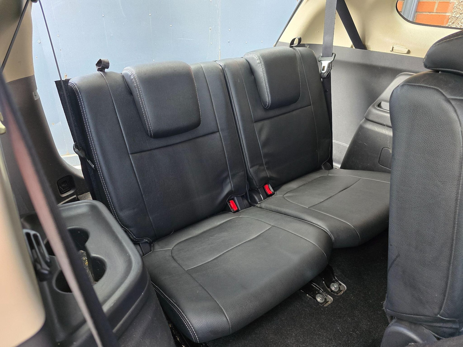 Vehicle 28