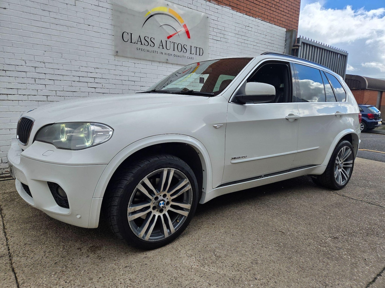 Used BMW X5 2011 for sale - 75809436: Photo 4