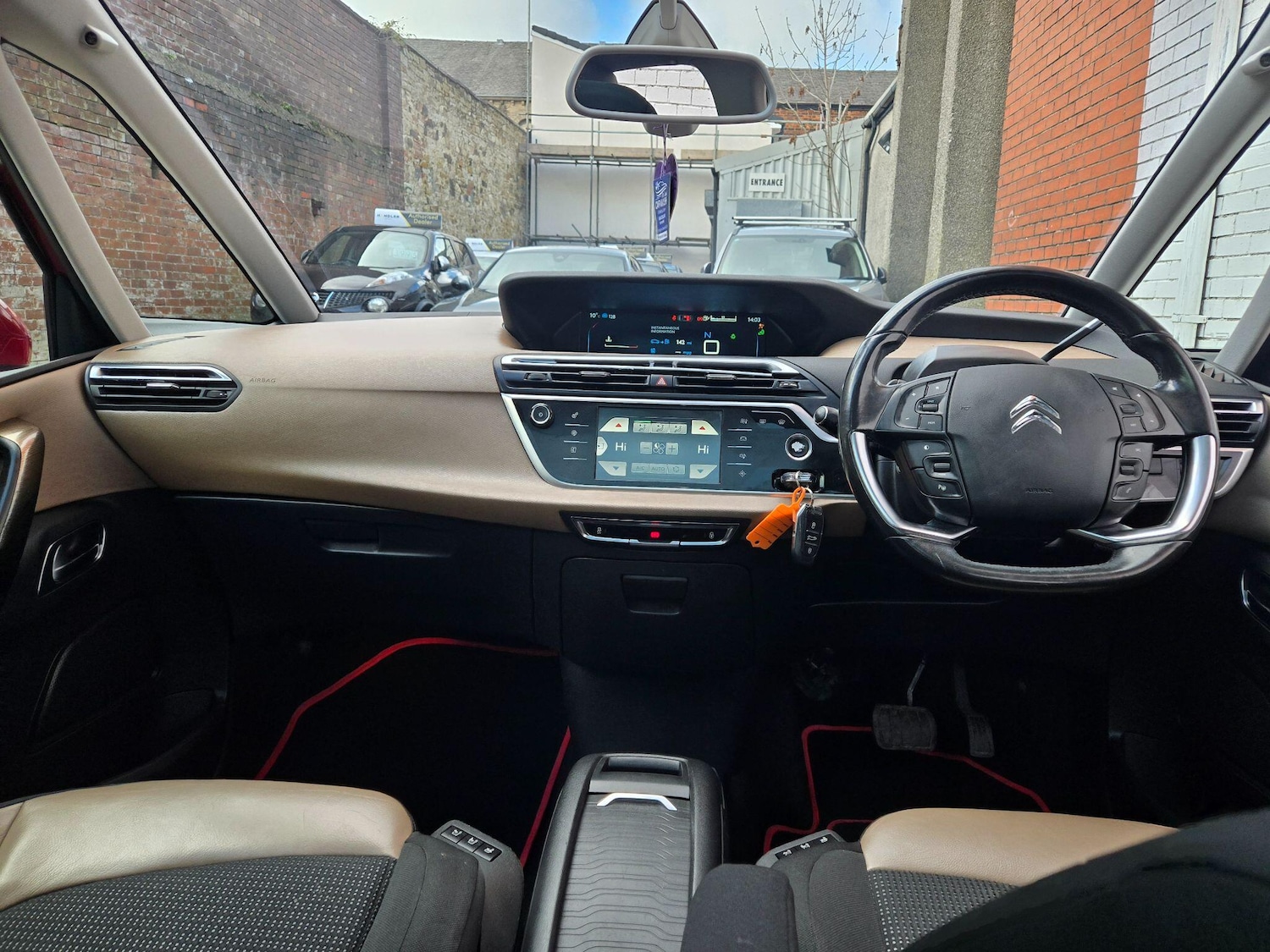 Used Citroen C4 Picasso 2013 for sale - 76408546: Photo 18