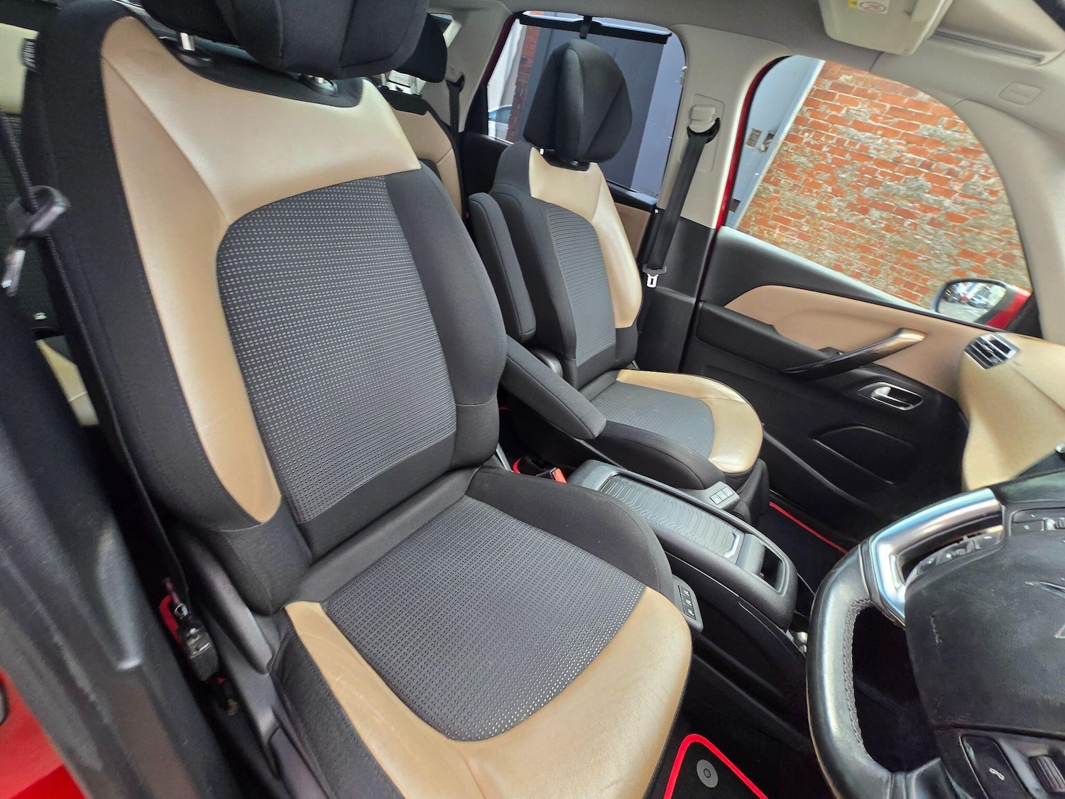 Used Citroen C4 Picasso 2013 for sale - 76408546: Photo 20