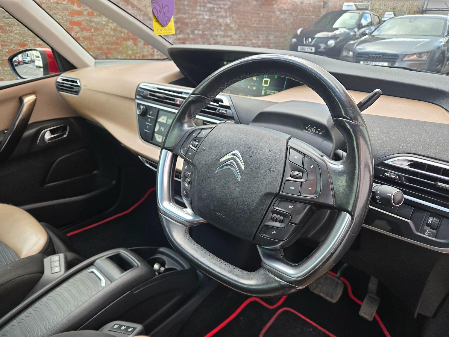 Used Citroen C4 Picasso 2013 for sale - 76408546: Photo 21